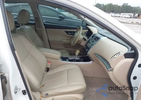 2014 Nissan Altima 2.5 Sv z USA, uszkodzony, nr VIN 1N4AL3AP2EC284820